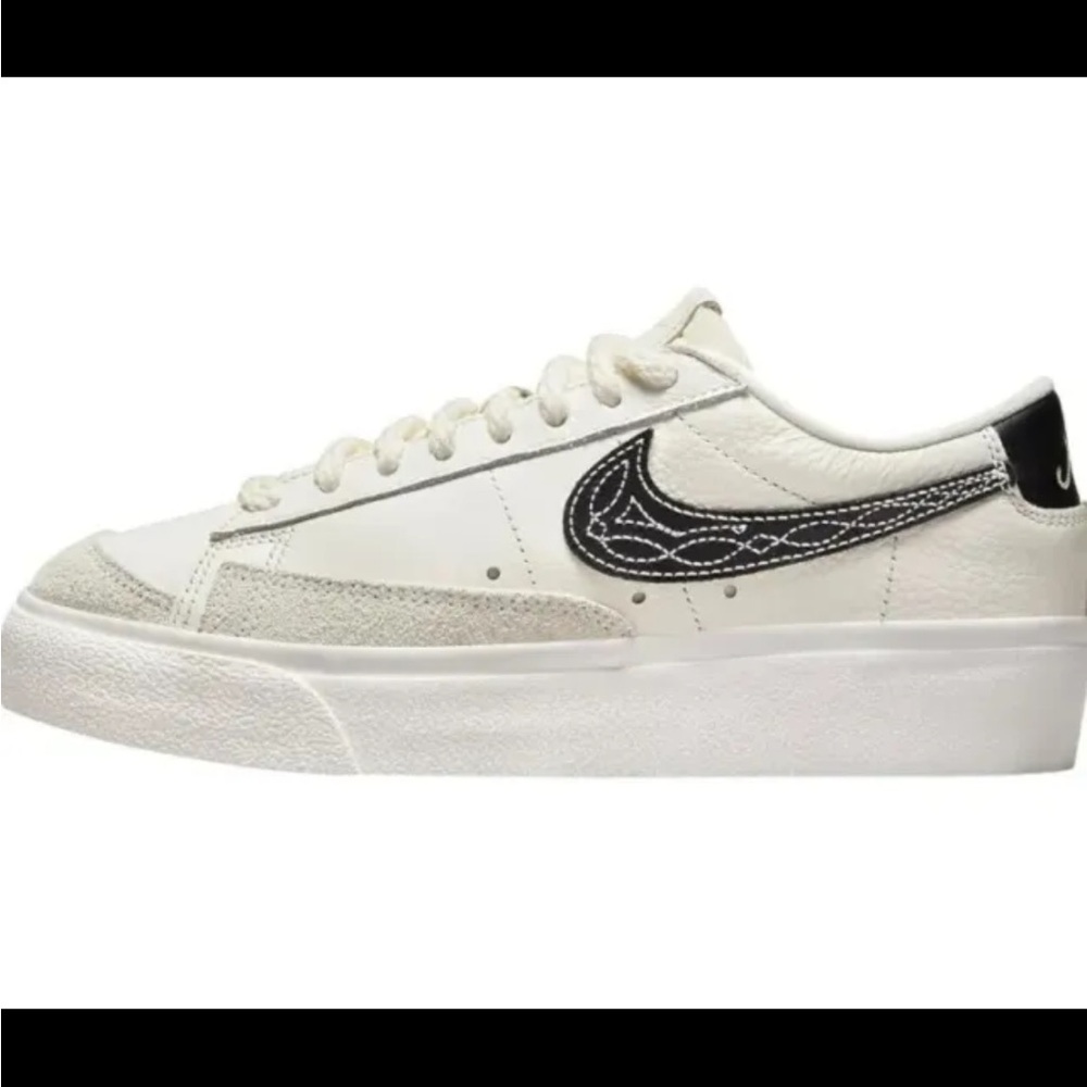 Nike Blazer Low Platform